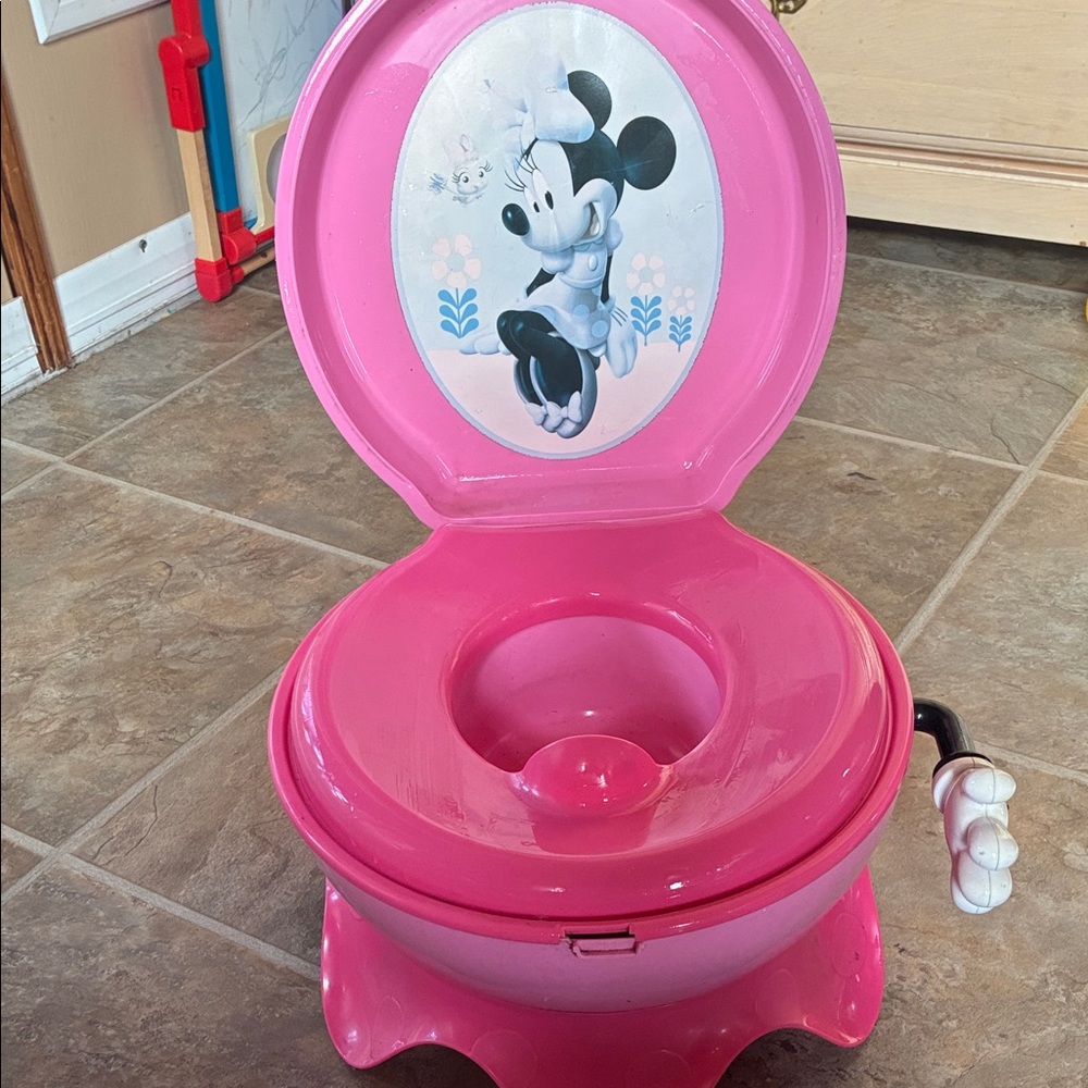 Pink Minnie Mouse Potty Chair